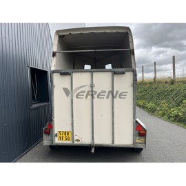 VAN BARBOT A RESTAURER