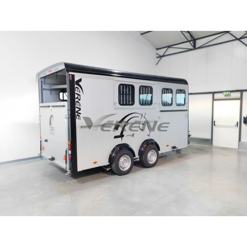 Van pour chevaux 4 places OPTIMAX / MAXI 4