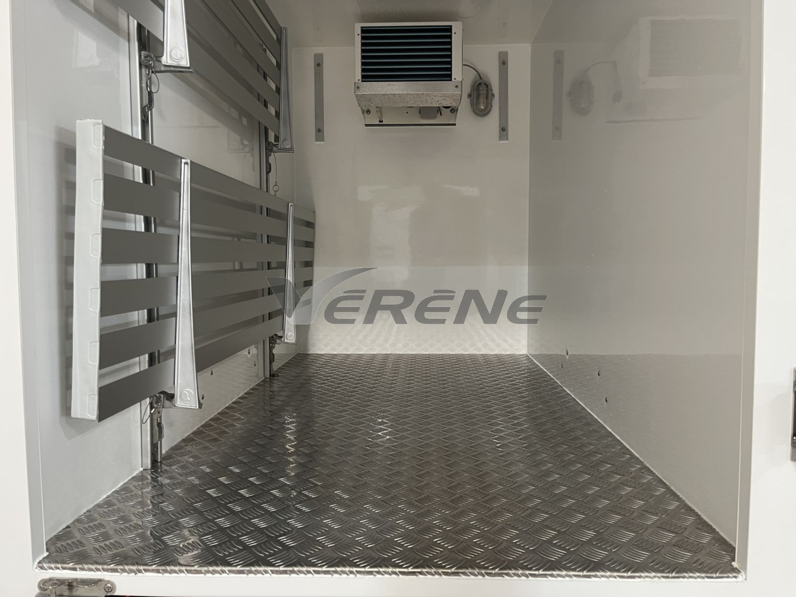 REMORQUE FOURGON VEFRI 3M3 (Isotherme)